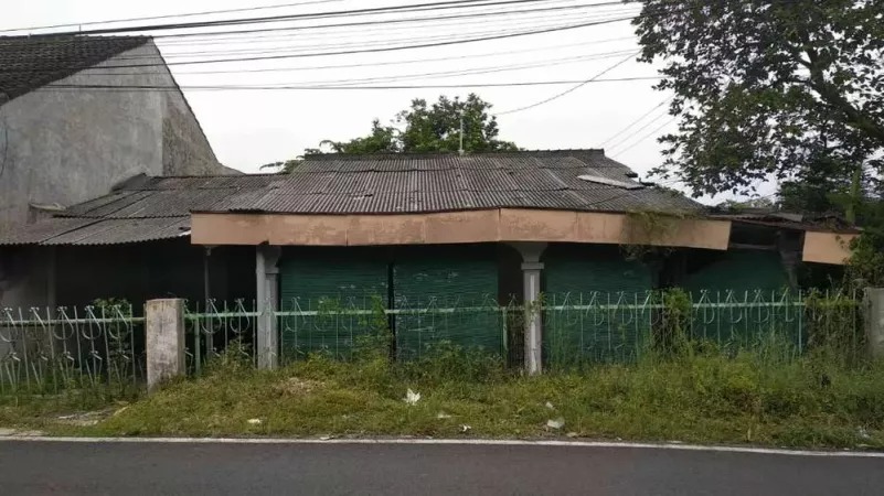 Jual Rumah (hitung tanah) Lok. Ketileng, Semarang