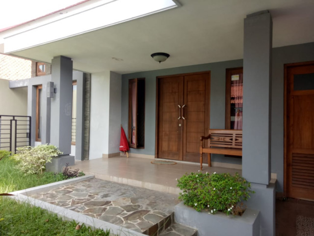 Rumah Pusponjolo Semarang