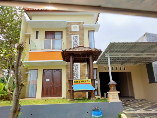 Rumah Beranda Bali BSB City